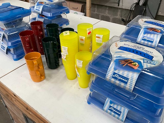 Koelboxen met koelelement & kunststof bekers - afbeelding 7 van  8