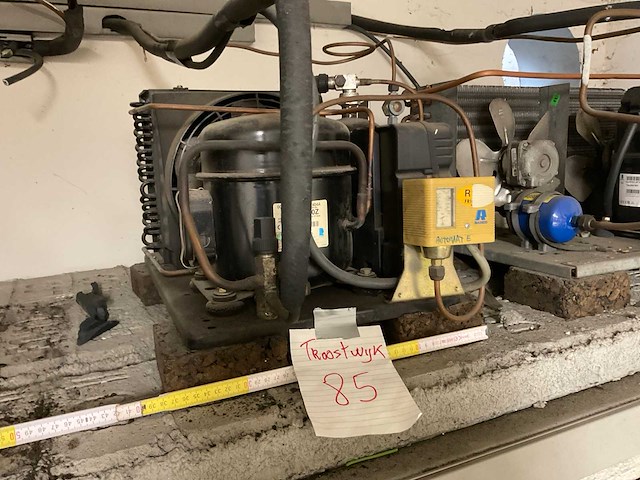 Koelcompressor - afbeelding 1 van  6