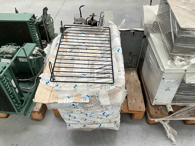 Koelcompressoren (2x) - afbeelding 1 van  3