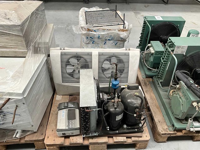Koelcompressoren (2x) - afbeelding 2 van  3