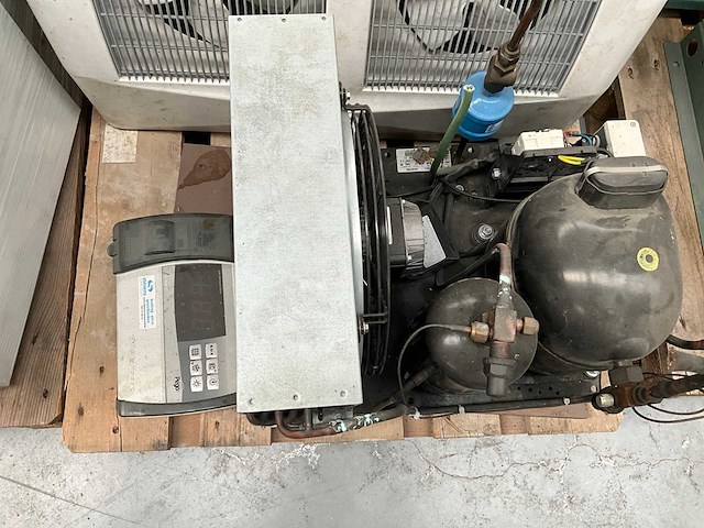 Koelcompressoren (2x) - afbeelding 3 van  3
