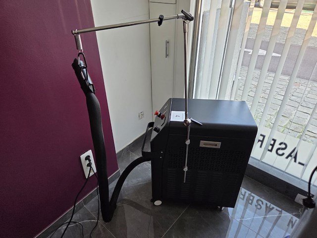 Koelingsapparaat skin optical system - afbeelding 6 van  6