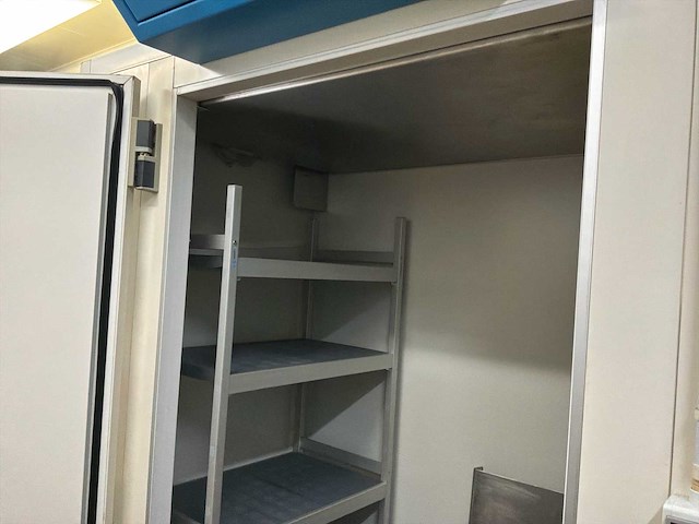Koelkamer - afbeelding 11 van  14