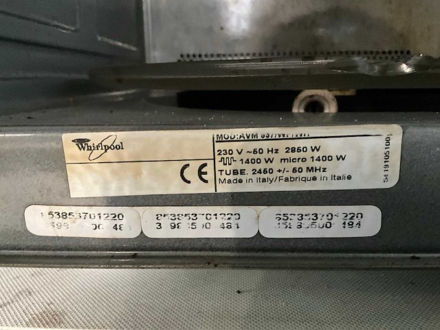 Koelkast en microgolfoven - afbeelding 4 van  7