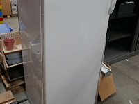 Koelkast met vriesgedeelte whirlpool - afbeelding 1 van  4