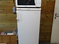 Koelkast & microgolfoven - afbeelding 1 van  3