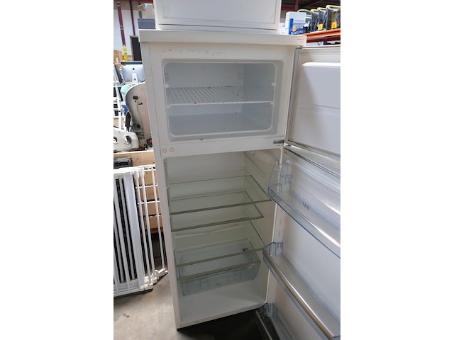 Koelkast + mini-bar - afbeelding 3 van  3