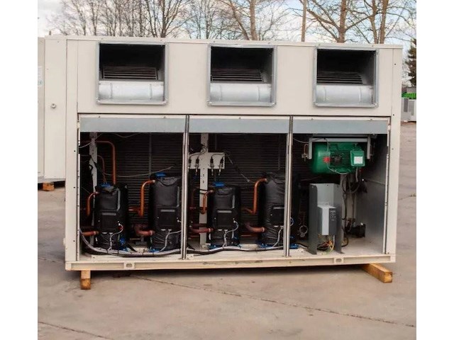 Koelmachine trane 126kw 2014 - afbeelding 1 van  1