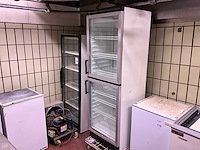 Koelvitrine (2x) - afbeelding 1 van  2