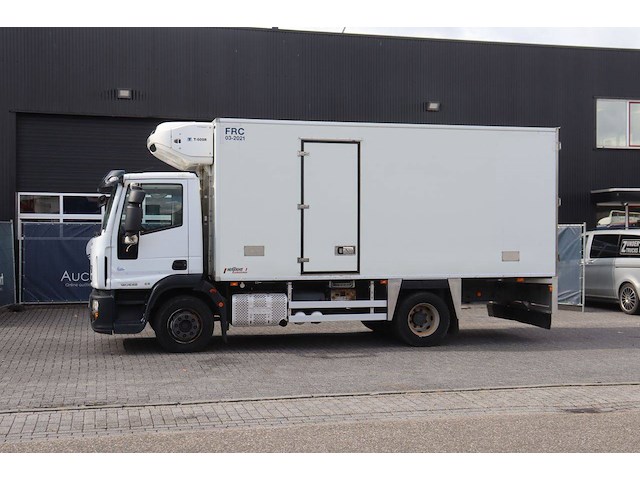 Koelwagen vrachtwagen iveco eurocargo 120e22 diesel 220pk 2015 - afbeelding 1 van  1