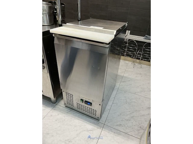 Koelwerkbank / saladette ggmgastro - afbeelding 1 van  8
