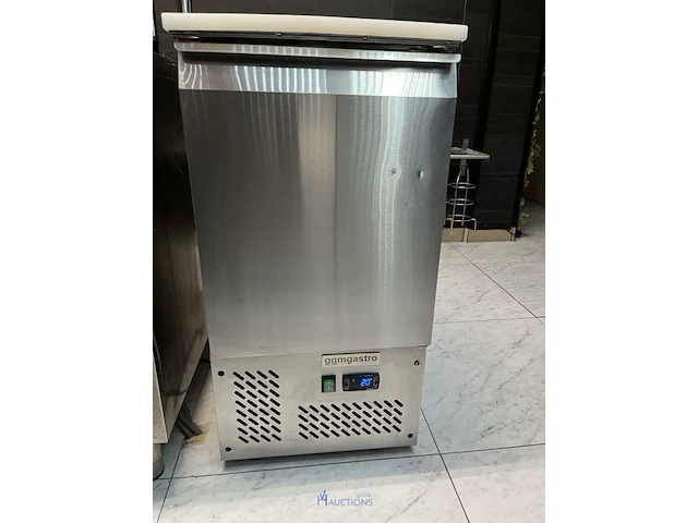 Koelwerkbank / saladette ggmgastro - afbeelding 2 van  8