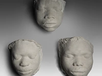 Koen wastijn (1963) & johan deschuymer (1965), 'bunker', three concrete heads, h 20 cm (+)