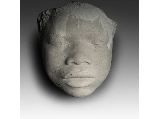 Koen wastijn (1963) & johan deschuymer (1965), 'bunker', three concrete heads, h 20 cm (+) - afbeelding 3 van  6