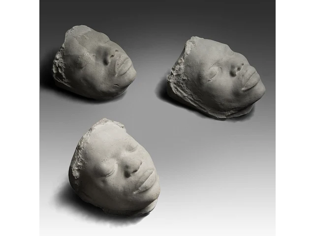 Koen wastijn (1963) & johan deschuymer (1965), 'bunker', three concrete heads, h 20 cm (+) - afbeelding 5 van  6