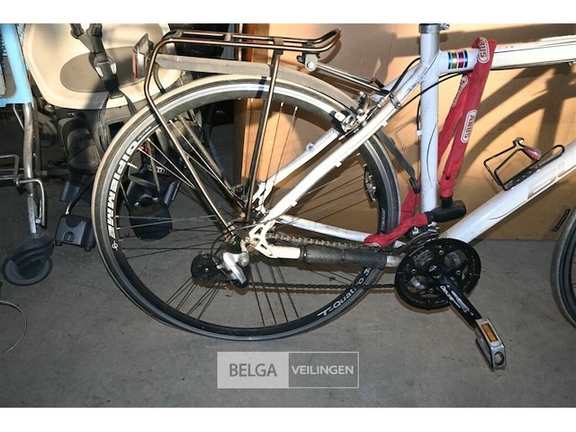 Koersfiets bulls - afbeelding 2 van  3