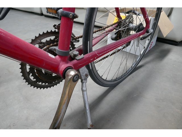 Koersfiets rode kleur - afbeelding 6 van  6