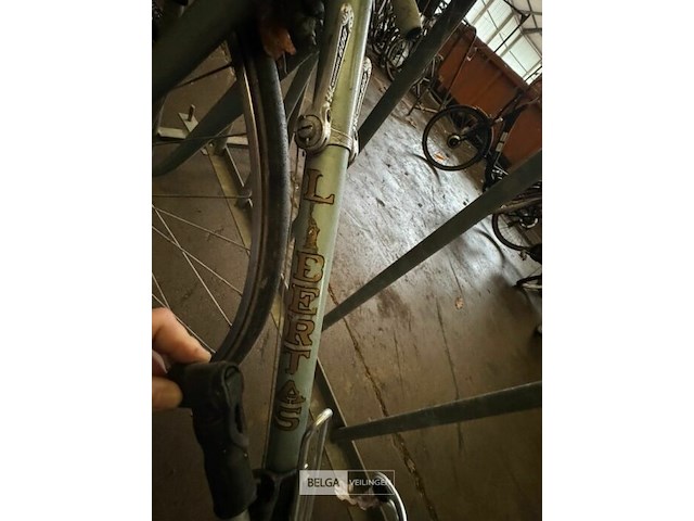 Koersfiets - afbeelding 3 van  4