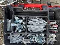 Koffer hilti stalen nagels en beugels - afbeelding 1 van  1