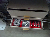 Koffer met bestek - afbeelding 1 van  3