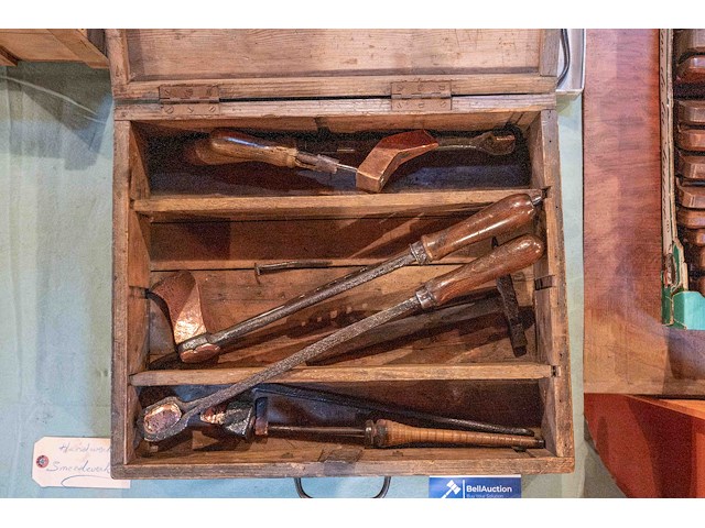 Koffer met smidgereedschap - afbeelding 1 van  5