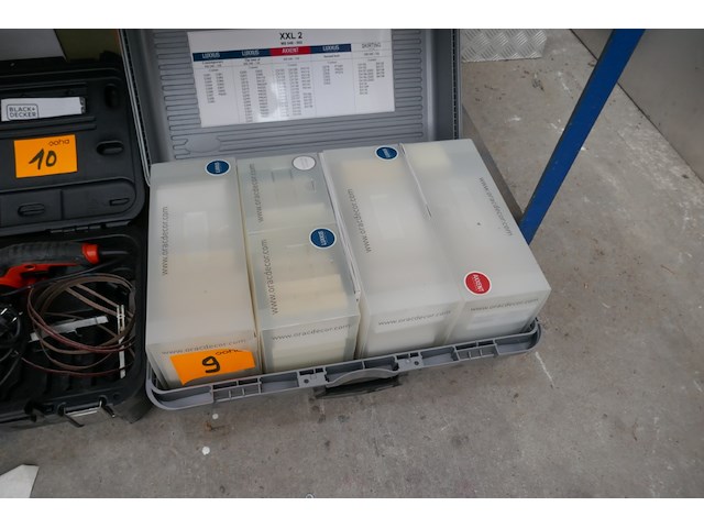 Koffer met staaltjes orac - afbeelding 1 van  2