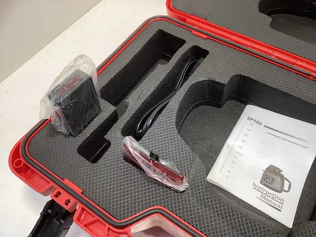 Koffer voor laser - met toebehoren - afbeelding 4 van  7