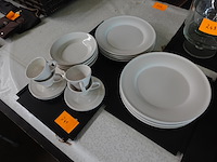 Koffie- en eetservies voor 4 personen - afbeelding 1 van  4