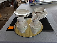 Koffie- en eetservies voor 4 personen - afbeelding 1 van  2