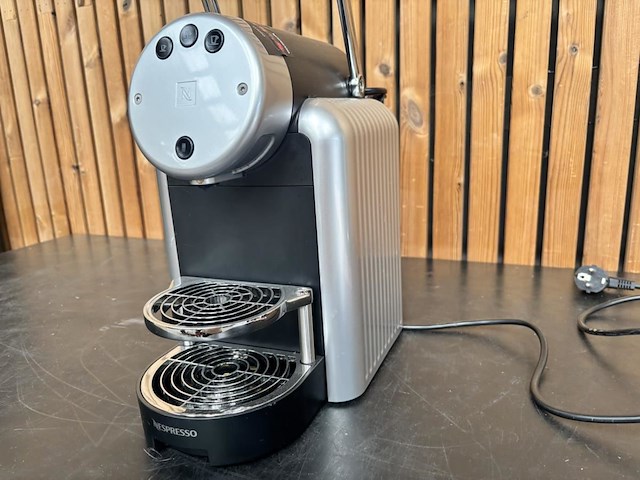 Koffieapparaat nespresso - afbeelding 3 van  6