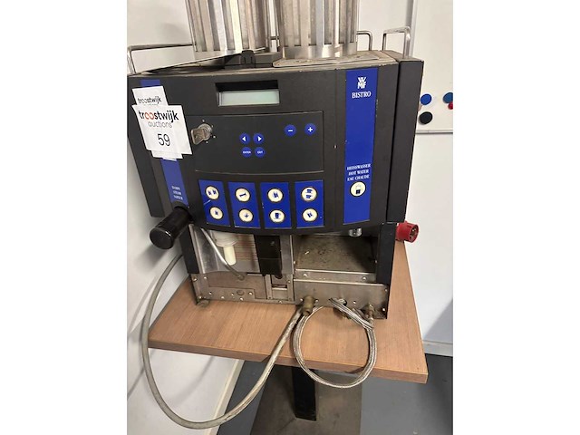 Koffieautomaat - wmf - verkoopautomaat - afbeelding 2 van  5