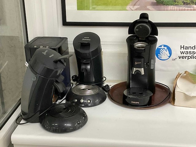 Koffiemachine (4x) - afbeelding 1 van  1