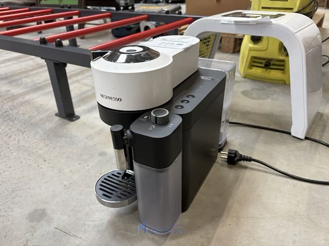 Koffiemachine delonghi env300.w - afbeelding 1 van  4