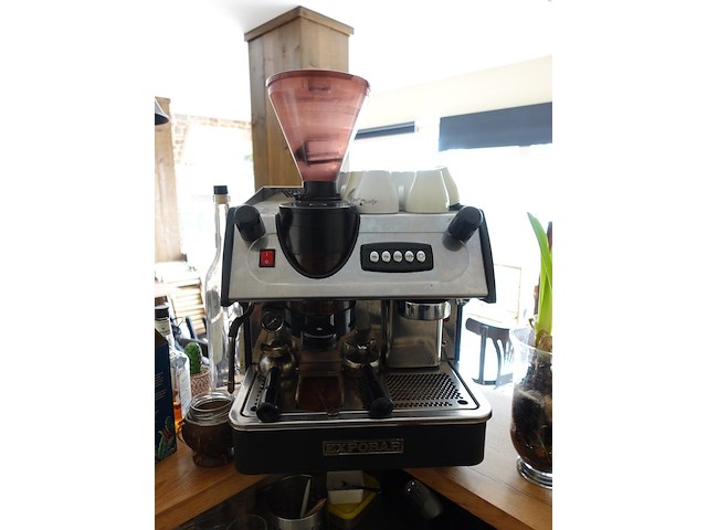 Koffiemachine expobar - afbeelding 1 van  3