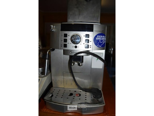 Koffiemachine magnifica delonghi - afbeelding 1 van  4