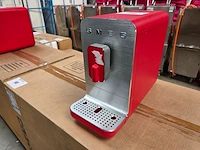 Koffiemachine smeg bcc01rdmeu