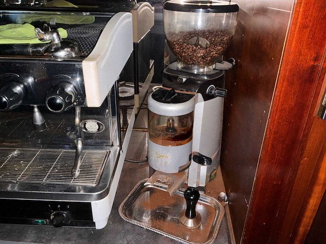 Koffiemachine - afbeelding 2 van  2