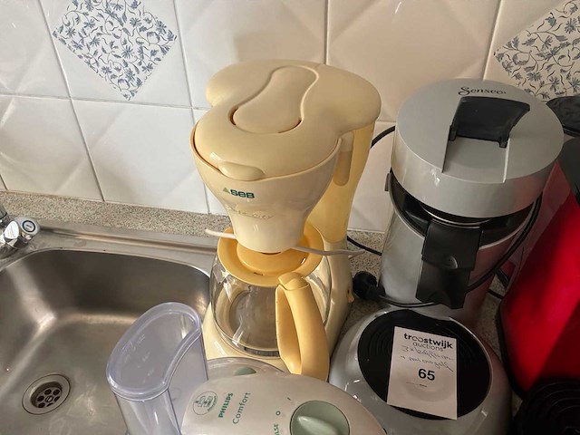 Koffiemachines, waterkoker, microgolfoven - afbeelding 2 van  10