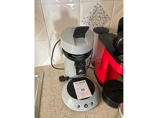 Koffiemachines, waterkoker, microgolfoven - afbeelding 4 van  10