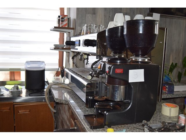 Koffiemolen - afbeelding 1 van  4