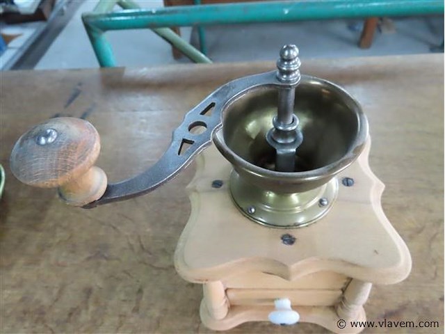 Koffiemolen - afbeelding 3 van  3