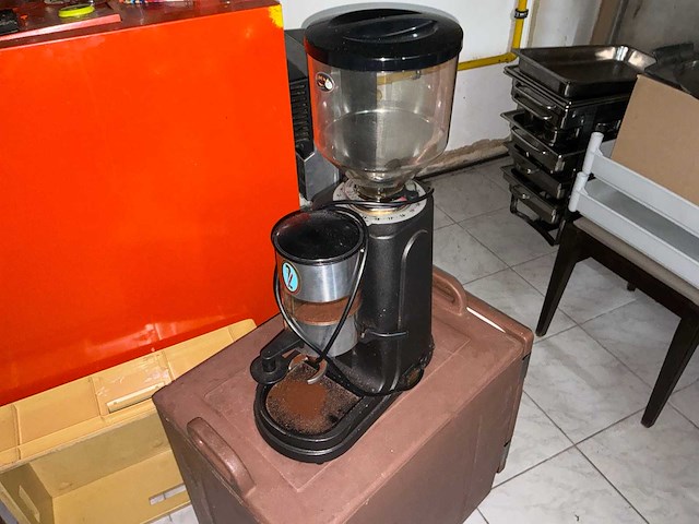Koffiemolen - afbeelding 1 van  1