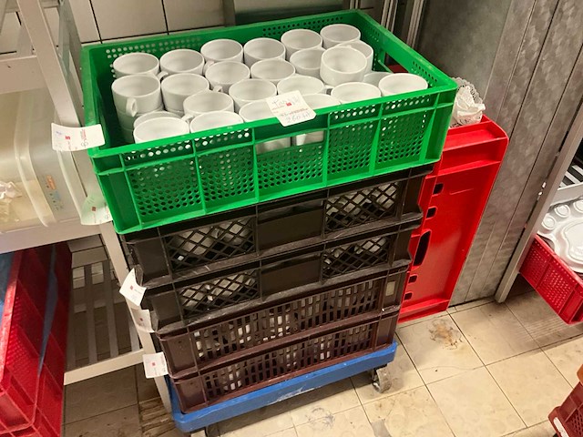 Koffietas (260x) + ondertassen (540x) - afbeelding 4 van  7