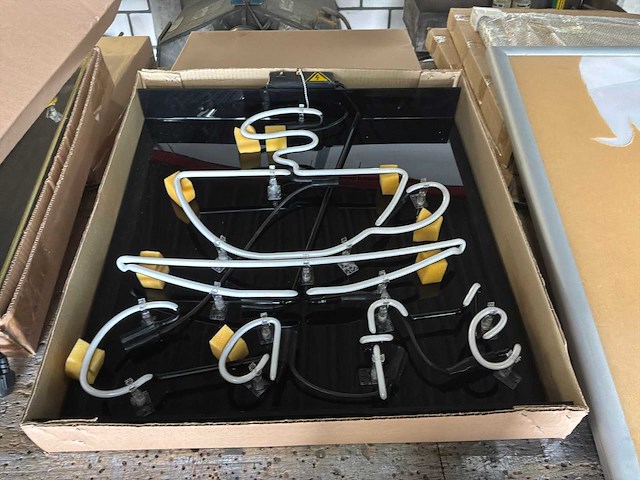 Koffietas logo decoratie neon verlichting (2x) - afbeelding 1 van  2