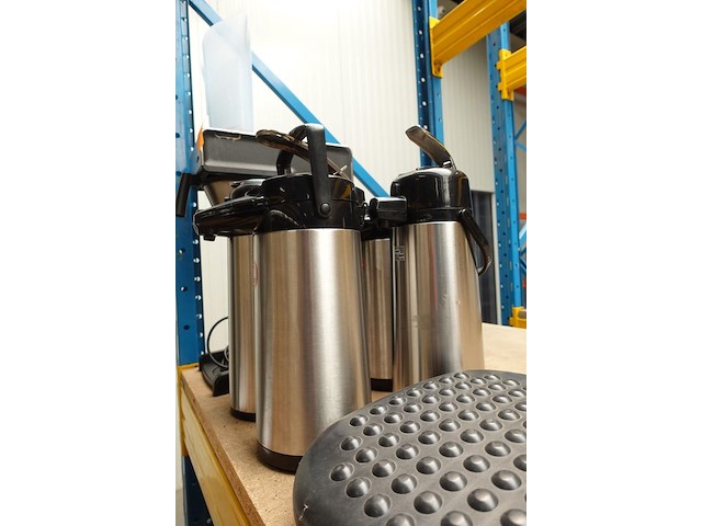 Koffiezetapparaat + 4x thermos pompkan - afbeelding 7 van  7