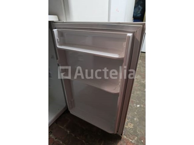 Koffiezetapparaat + koelkast - afbeelding 2 van  11