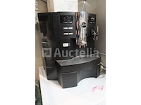 Koffiezetapparaat + koelkast - afbeelding 6 van  11