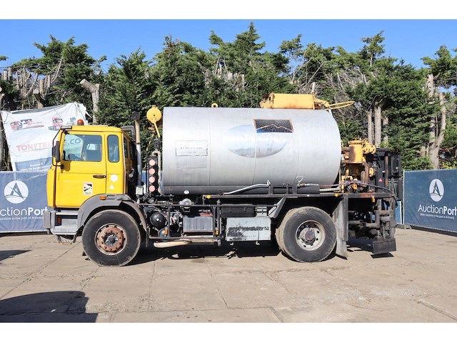 Kolkenzuiger renault diesel - afbeelding 1 van  1