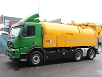 Kolkenzuiger volvo fmx 420 diesel 428pk 2011 - afbeelding 1 van  1