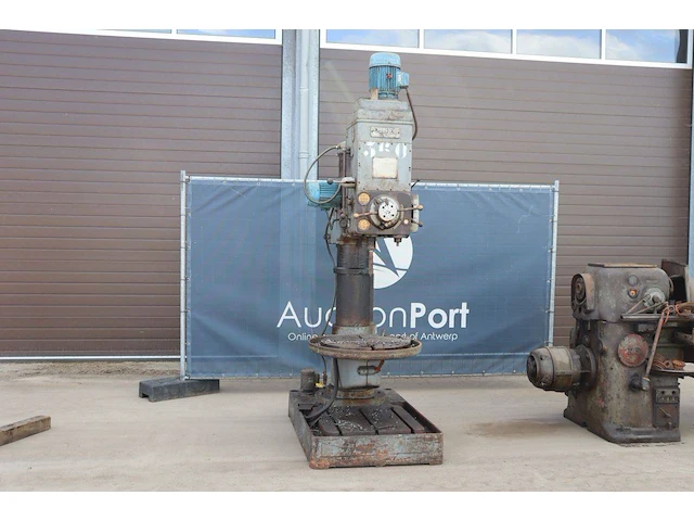 Kolomboormachine csepel elektrisch of22 36v - afbeelding 1 van  1